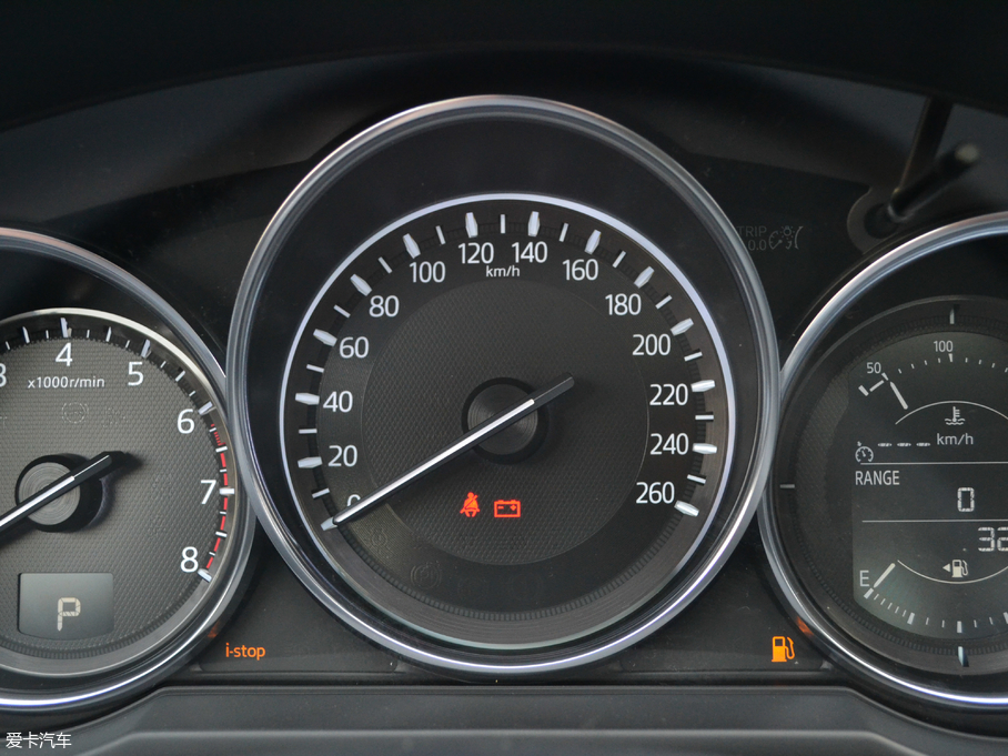 2018���Ɲ 2.5L �{���\�Ӱ�