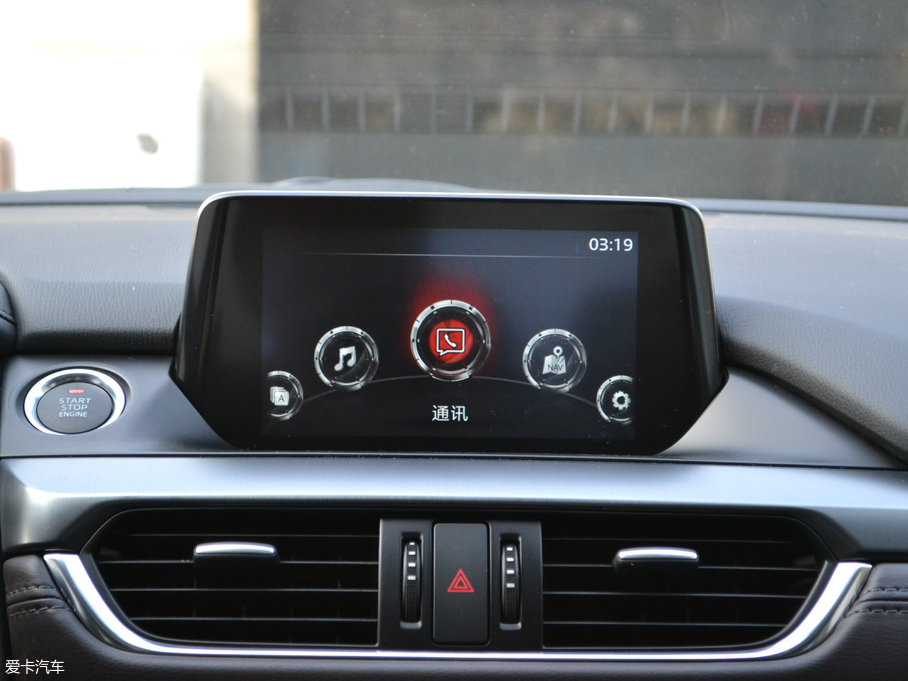 2018���Ɲ 2.5L �{���\�Ӱ�