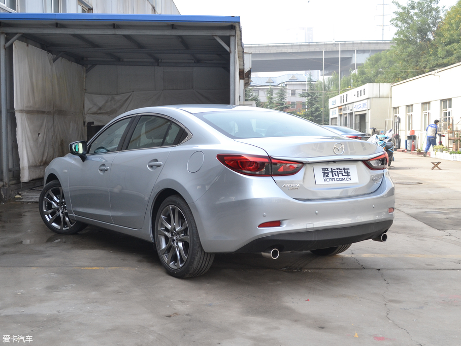 2018Ɲ 2.5L {(ln)