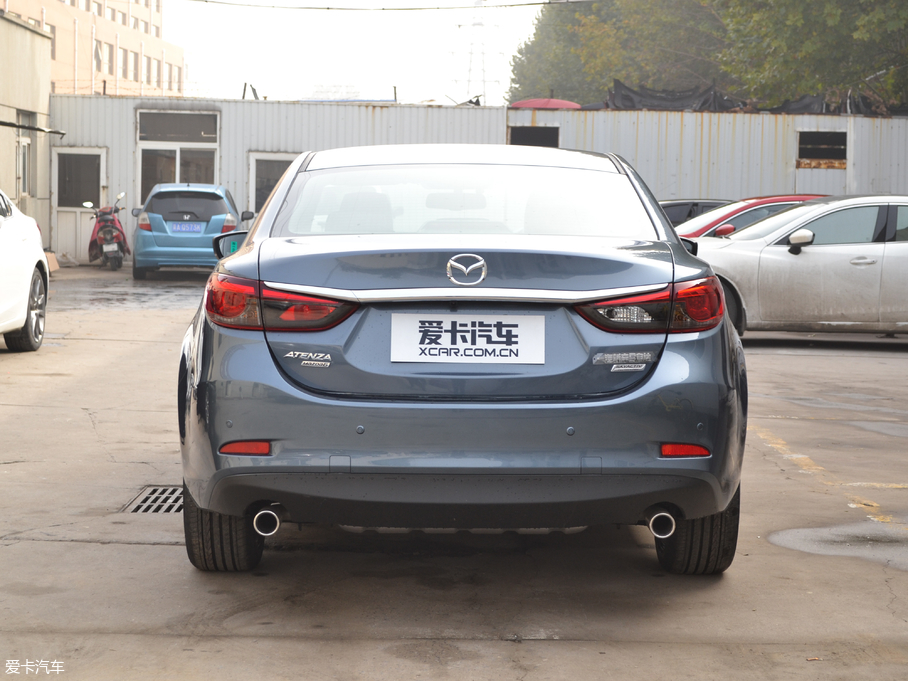 2018Ɲ 2.5L {(ln)