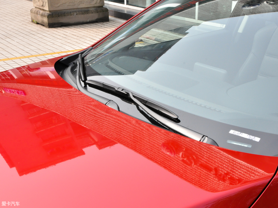 2018Ɲ 2.0L {(ln)A