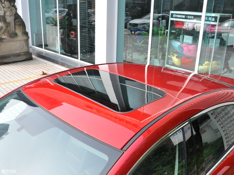 2018Ɲ 2.0L {(ln)A