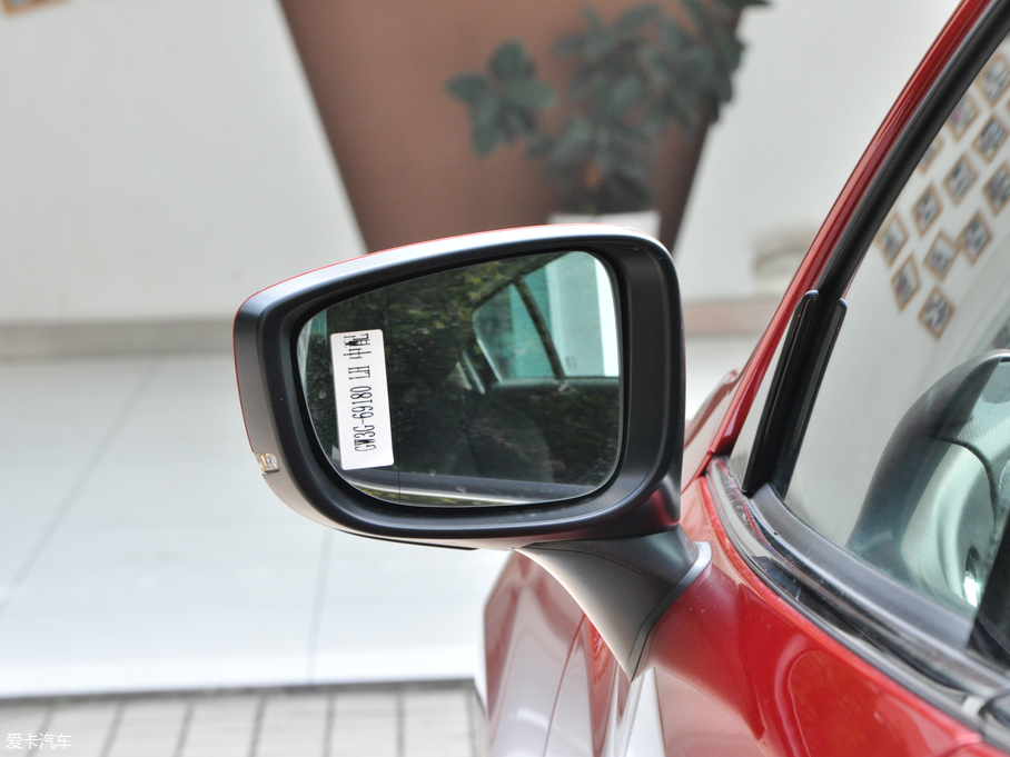 2018Ɲ 2.0L {(ln)A