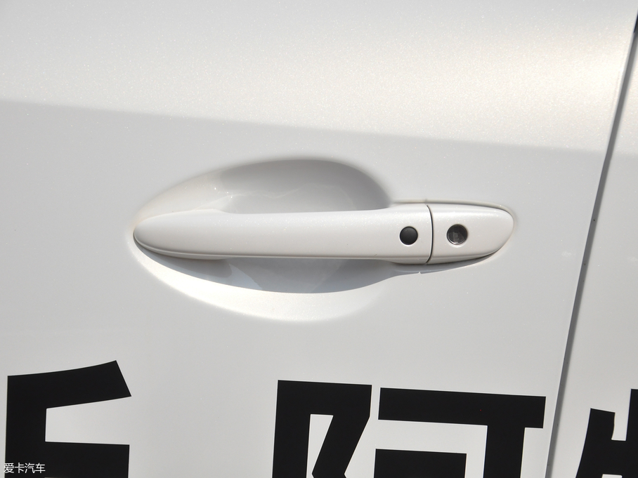 2018���Ɲ 2.5L �{�������