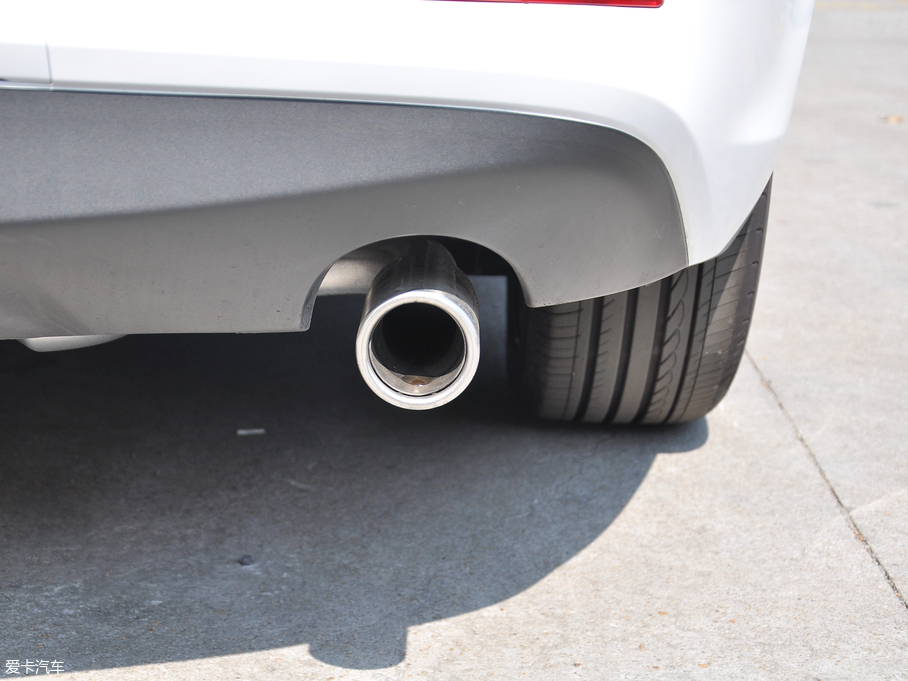 2018���Ɲ 2.5L �{�������