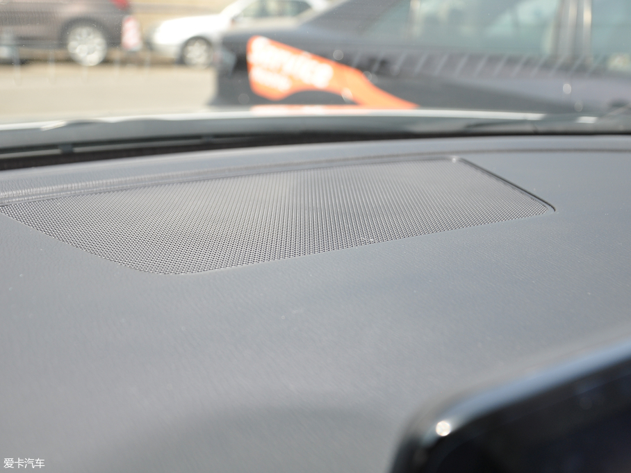 2018Ɲ 2.5L {(ln)