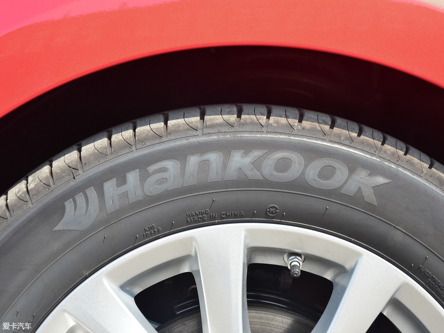 2018Ɲ 2.0L {(ln)F