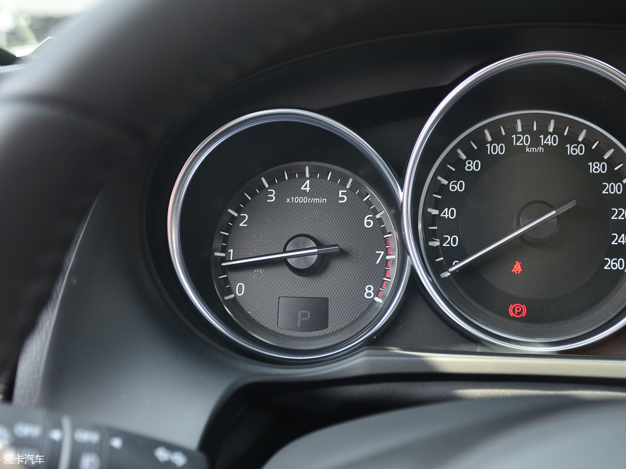 2018Ɲ 2.0L {(ln)F