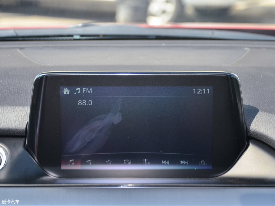 2018Ɲ 2.0L {(ln)F