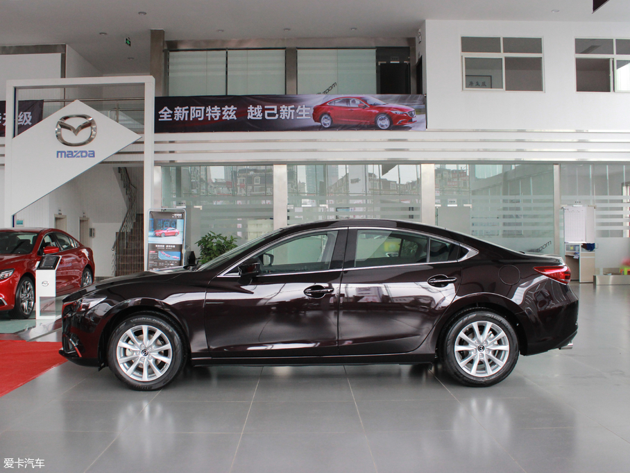 2018Ɲ 2.0L {(ln)A