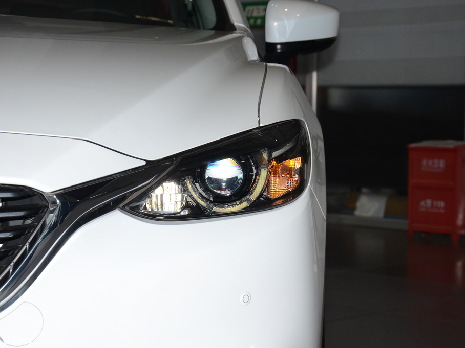 2018���Ɲ 2.0L �{����A��