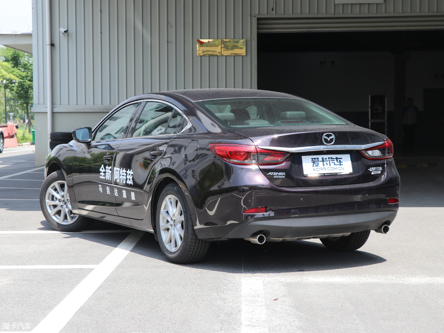 2018Ɲ 2.0L {(ln)F