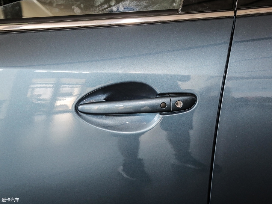 2018Ɲ 2.5L {(ln)Ƽ