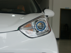 2018СΛρ300  4 (ji)^