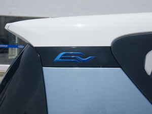 2018СΛρ300  4 (ji)^