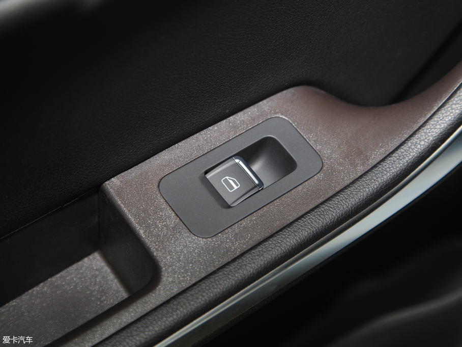 20183x 1.5L Ԅ(dng)A