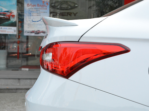 2018款1.5L CVT致敬青春版 细节外观