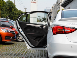 20181.5L CVT¾ഺ ܇T