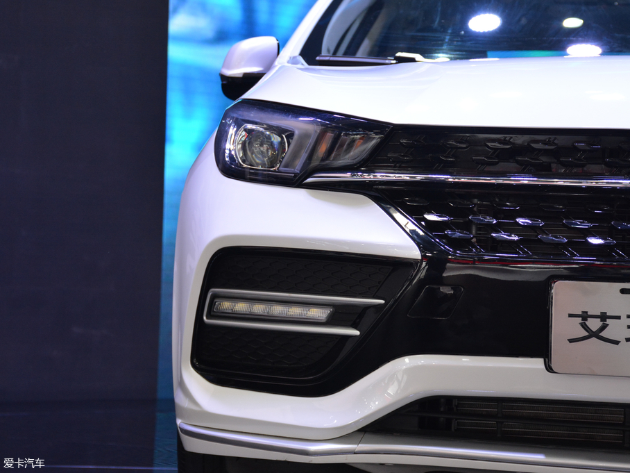 2018GX 1.5T CVTɫ V