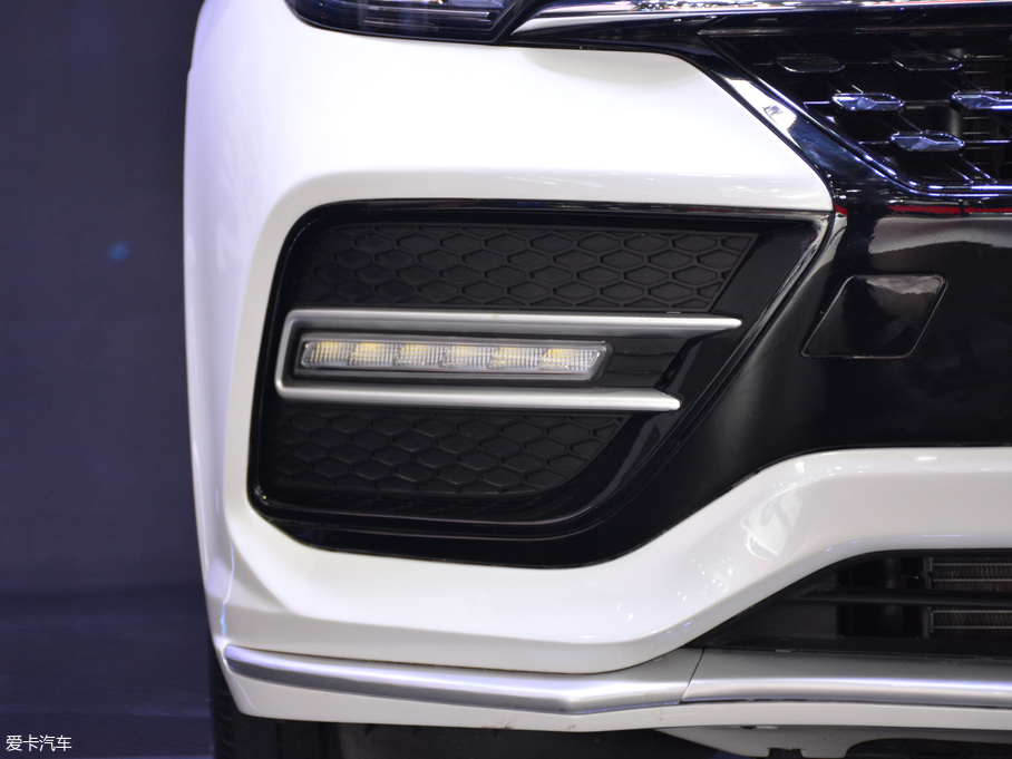 2018GX 1.5T CVTɫ V