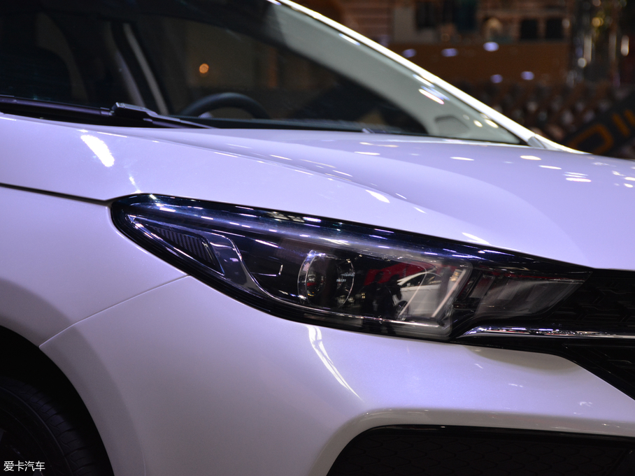 2018GX 1.5T CVTɫ V