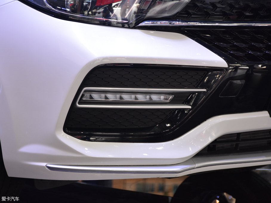 2018GX 1.5T CVTɫ V