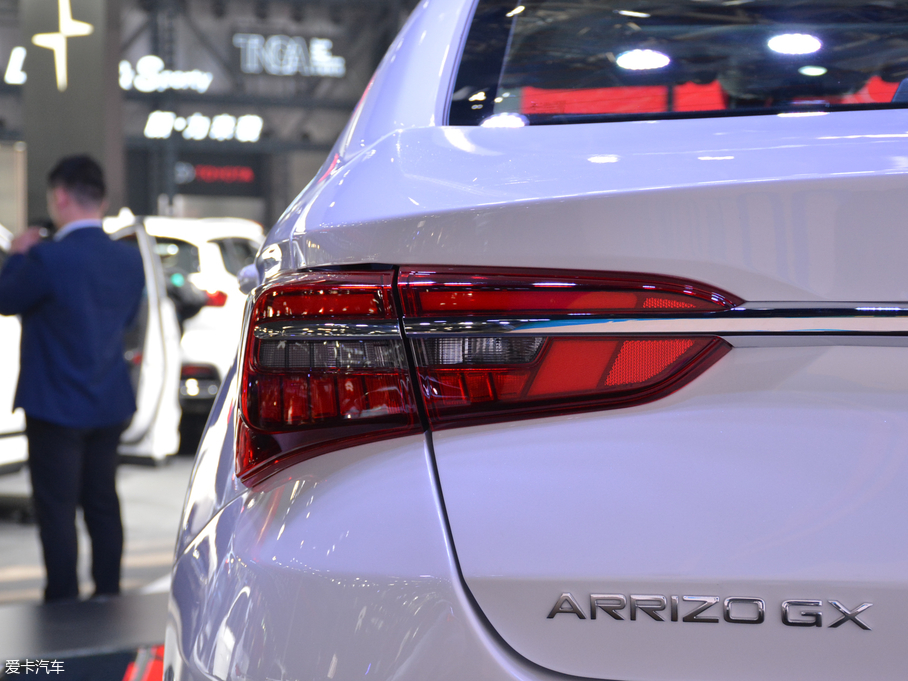 2018GX 1.5T CVTɫ (gu)V