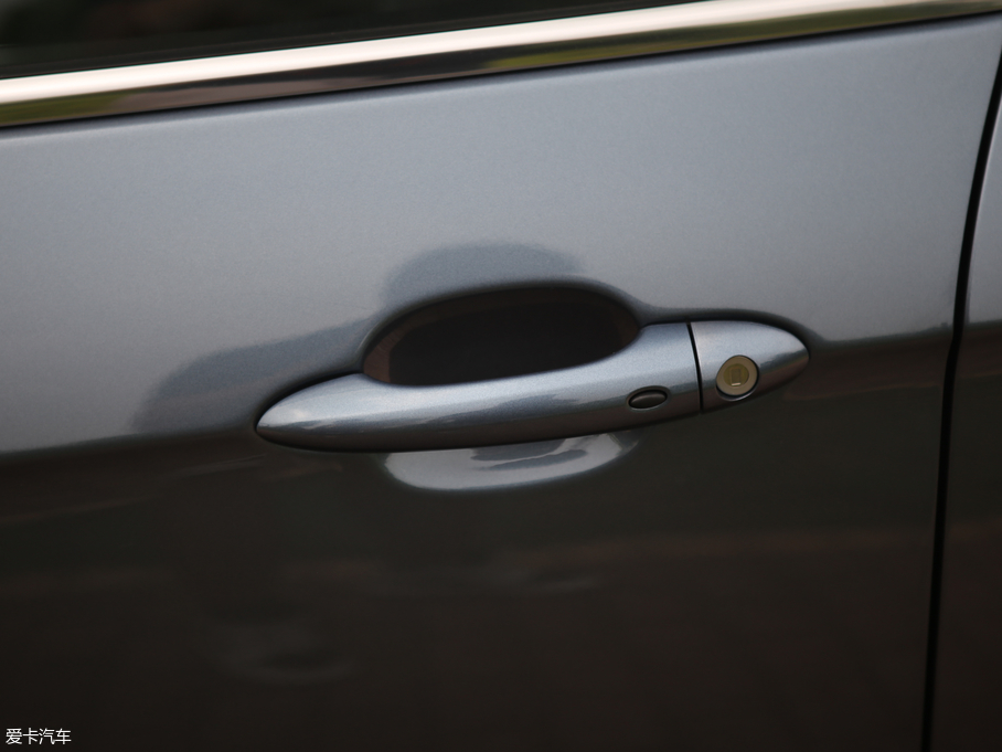 2018GX 1.5T CVTɫ V