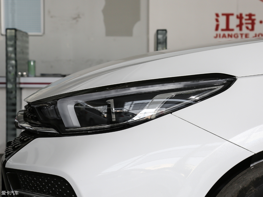 2018GX 1.5T CVTɫ V