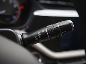 20181.5T CVTɫ V п؅^