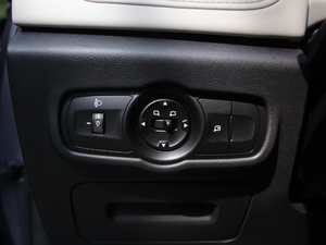 20181.5T CVTɫ V п؅^