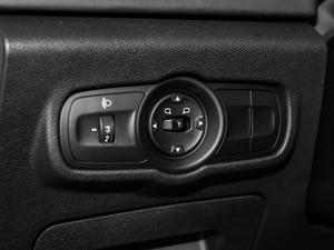 20181.5T CVTɫ V п؅^