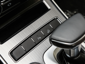 2019FLY 1.5T Ԅӄ V п؅^