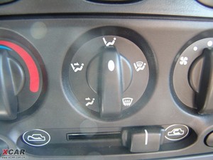 2009款1.1L 手动启航版 中控区