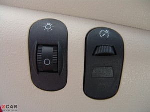 2009款1.1L 手动启航版 中控区