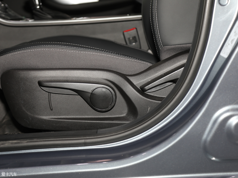 2019GX 1.5T CVTɫ V