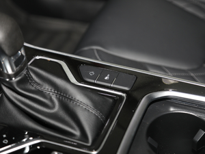 20191.5T CVTɫ V п؅^