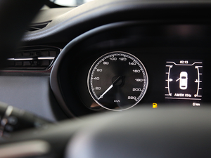 20191.5T CVTɫ V п؅^