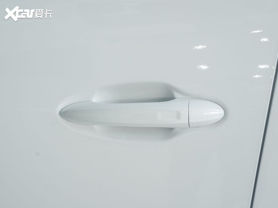 20207 а 1.6T DCT5̖