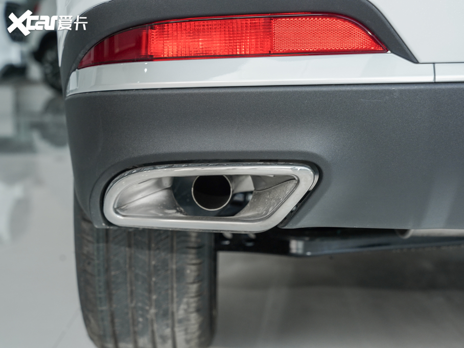 20207 а 1.6T DCT5̖