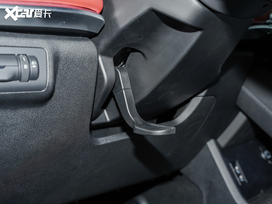 20207 а 1.6T DCT5̖