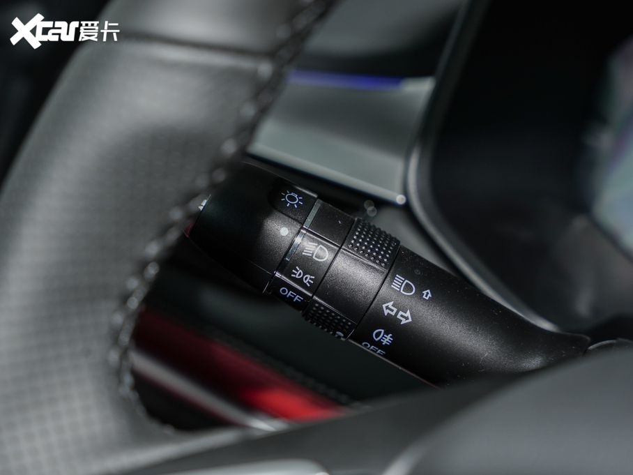 20207 а 1.6T DCT5̖