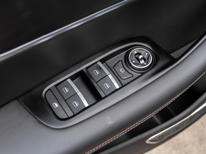 2020230TCI քӾӢ 7 {܇ƅ^(q)	