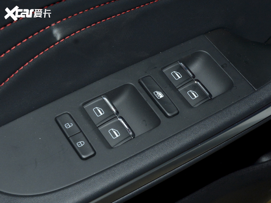 20213x @ʯ 1.5L CVT3-