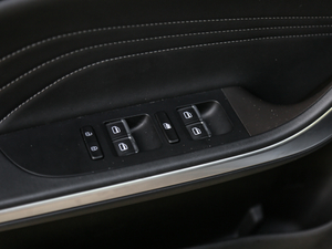 2021PLUS 1.5L CVTMdӰ {܇ƅ^(q)	