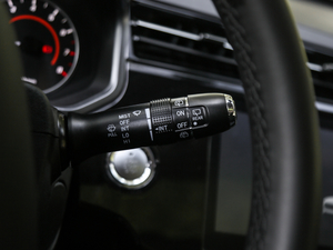 2021PLUS 1.5L CVTMdӰ п؅^