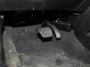 2021PLUS 1.5L CVTMdӰ п؅^