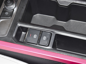 2021@ʯ 1.5L CVTŮ п؅^