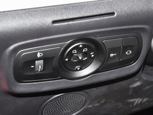 2021@ʯ 1.5L CVTŮ п؅^