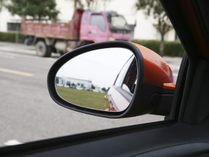 2021Ŀ PLUS 1.5L CVTʹt- (ji)^